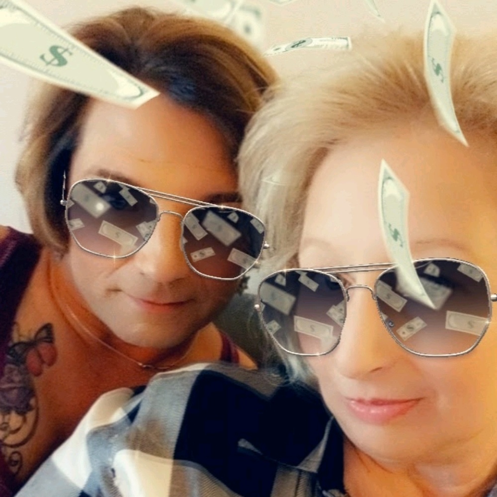 Meet your Posher, Darleen